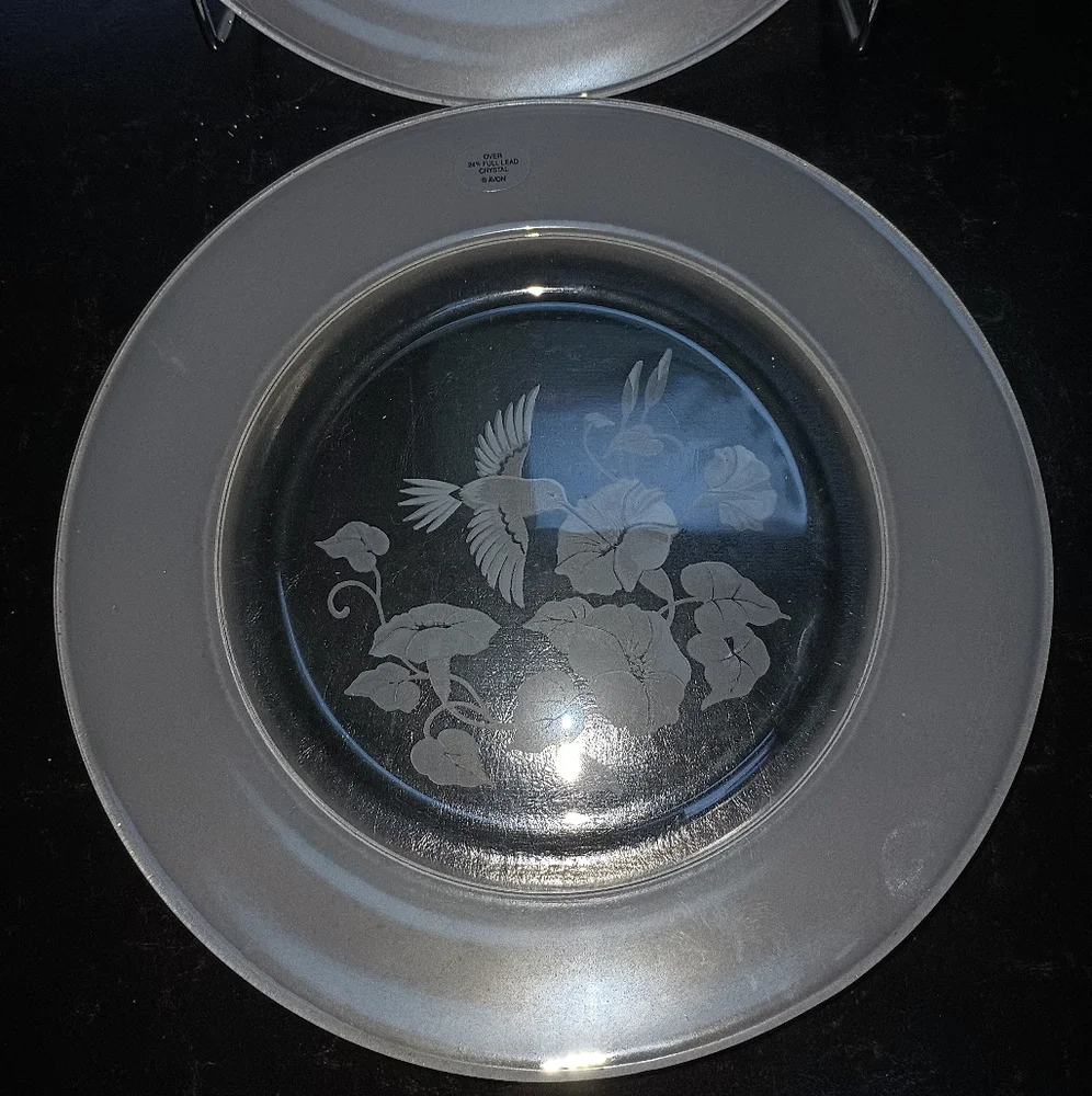 Avon Set of‎ 2 Clear/Frosted Crystal Hummingbird Desert Plates